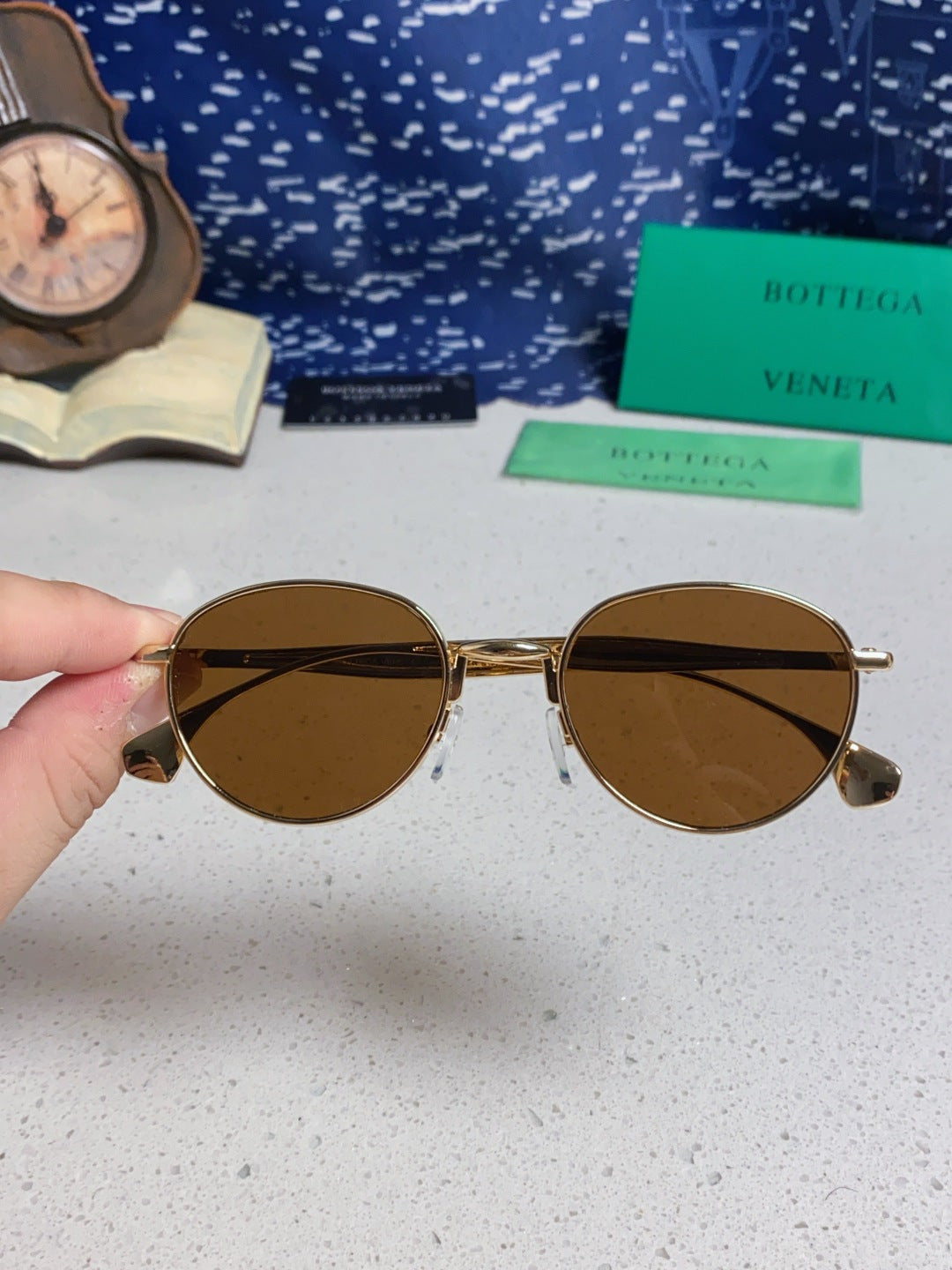 Bottega Veneta BV1396 Metal Oval Brown Lens Sunglasses for Men & Women - detail image 3