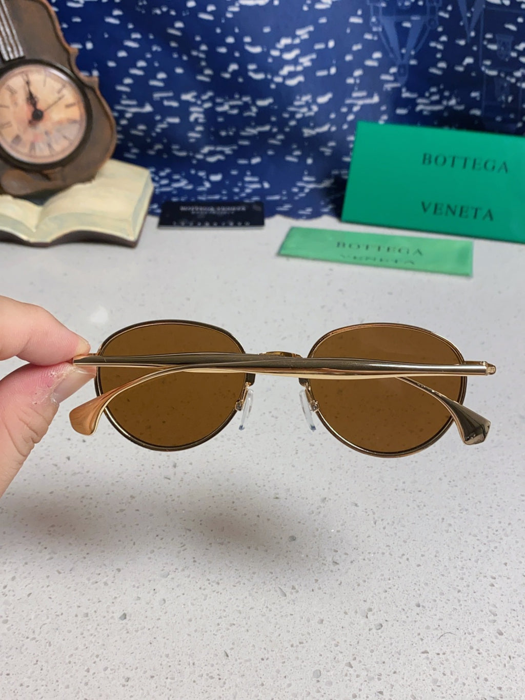 Bottega Veneta BV1396 Metal Oval Brown Lens Sunglasses for Men & Women - detail image 4