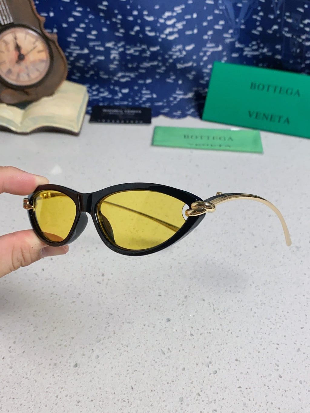 Bottega Veneta BV1390 Cat-Eye Yellow Lens Sunglasses for Women - detail image 6