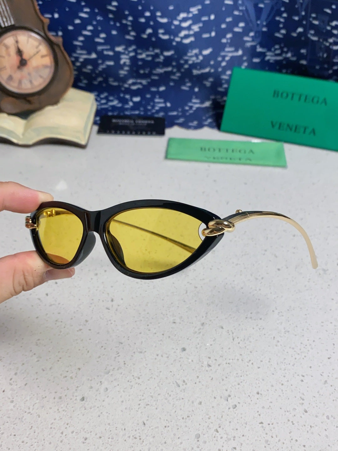 Bottega Veneta BV1390 Cat-Eye Yellow Lens Sunglasses for Women - detail image 6