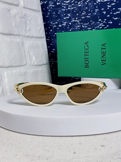 Bottega Veneta BV1390 Cat-Eye Brown Lens Sunglasses for Women - 487979 - detail image 2