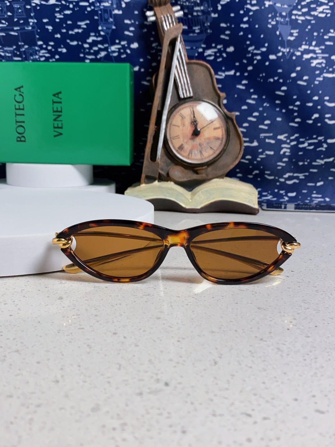 Bottega Veneta BV1390 Cat-Eye Brown Lens Sunglasses for Women - detail image 8