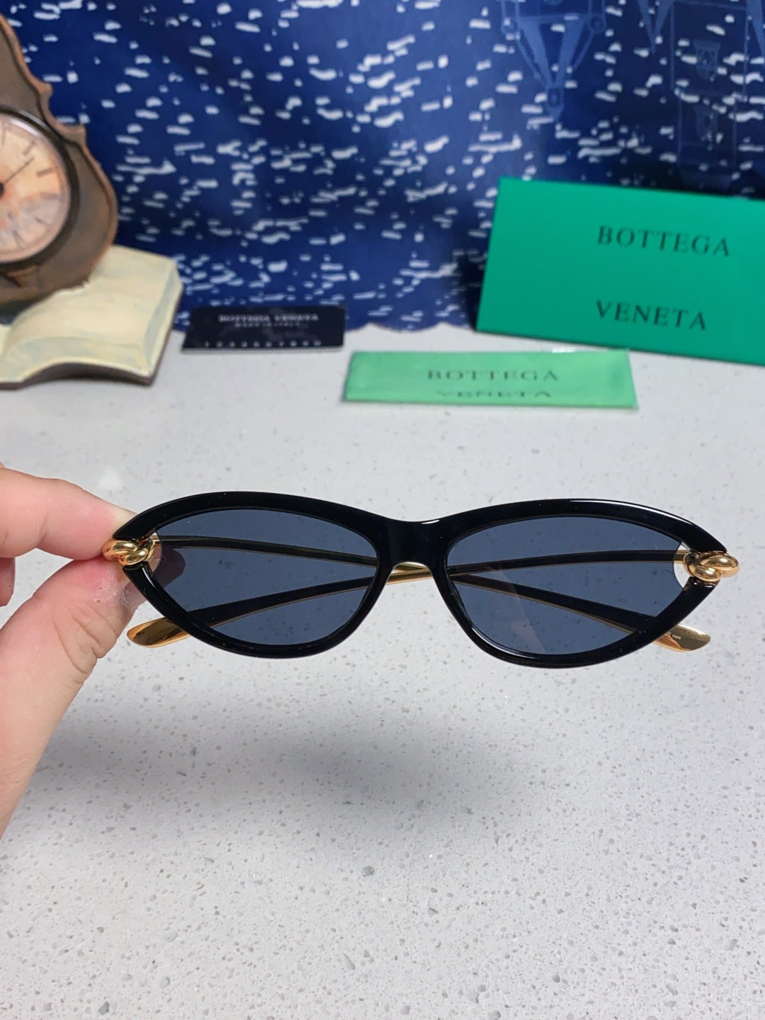 Bottega Veneta BV1390 Cat-Eye Blue Lens Sunglasses for Women - 358867 - detail image 4