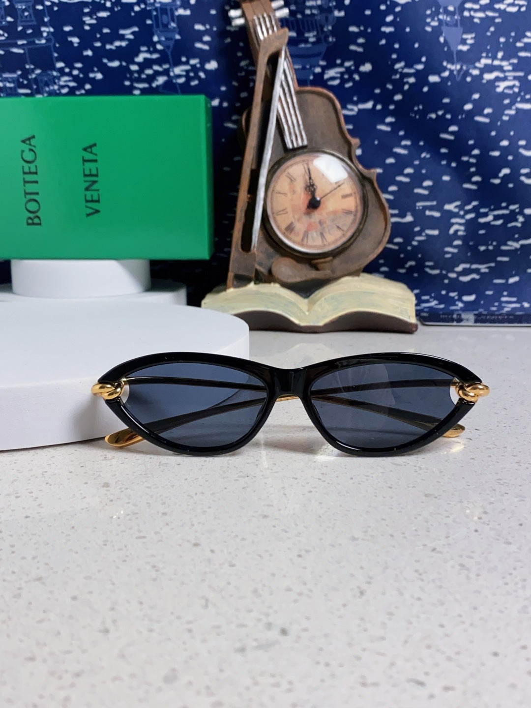 Bottega Veneta BV1390 Cat-Eye Blue Lens Sunglasses for Women - detail image 8