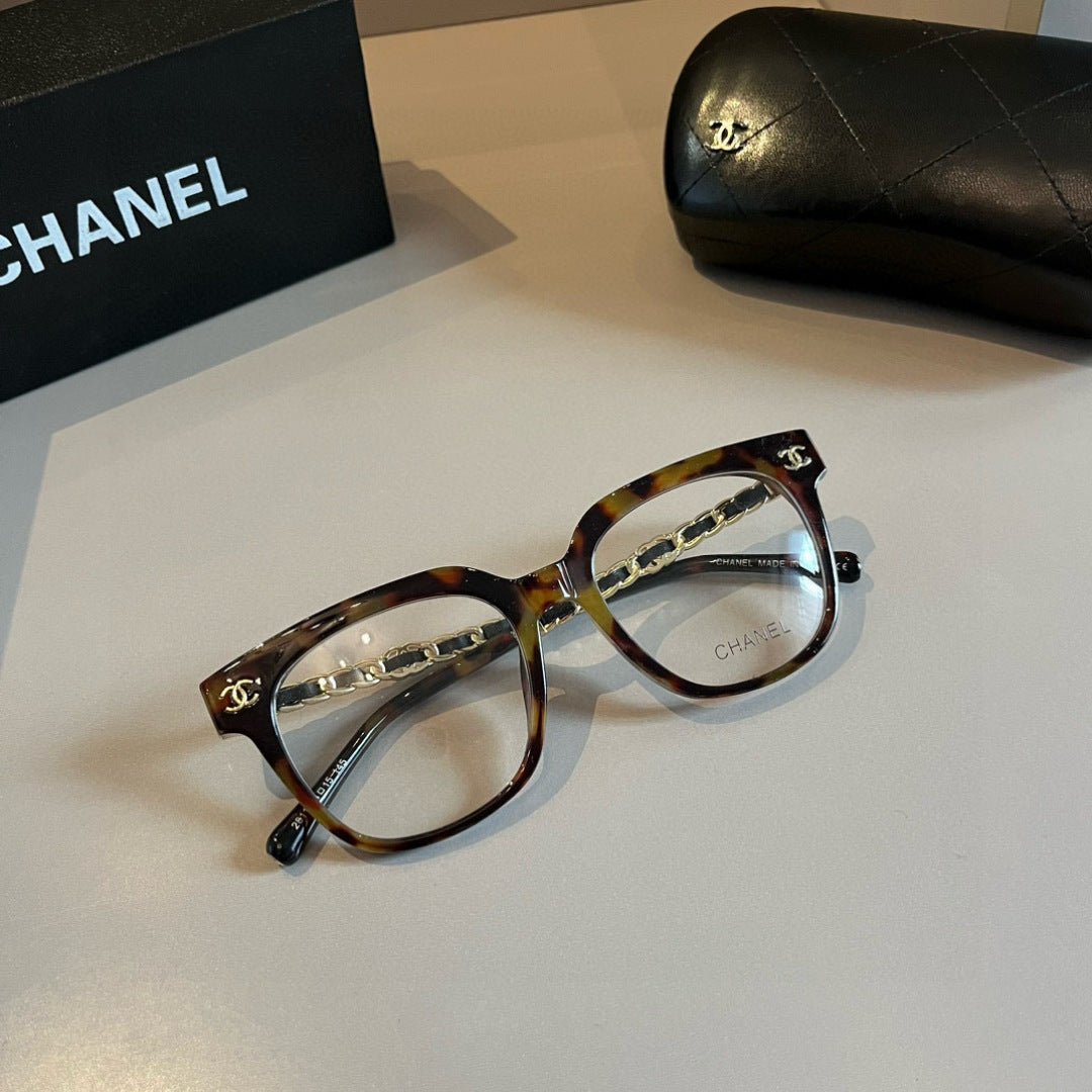Chanel Oversized Silver Lens Sunglasses for Men & Women - 465143 - detail image 7