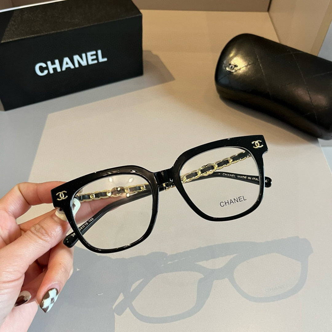 Chanel Oversized Silver Lens Sunglasses for Men & Women - 493546 - detail image 4