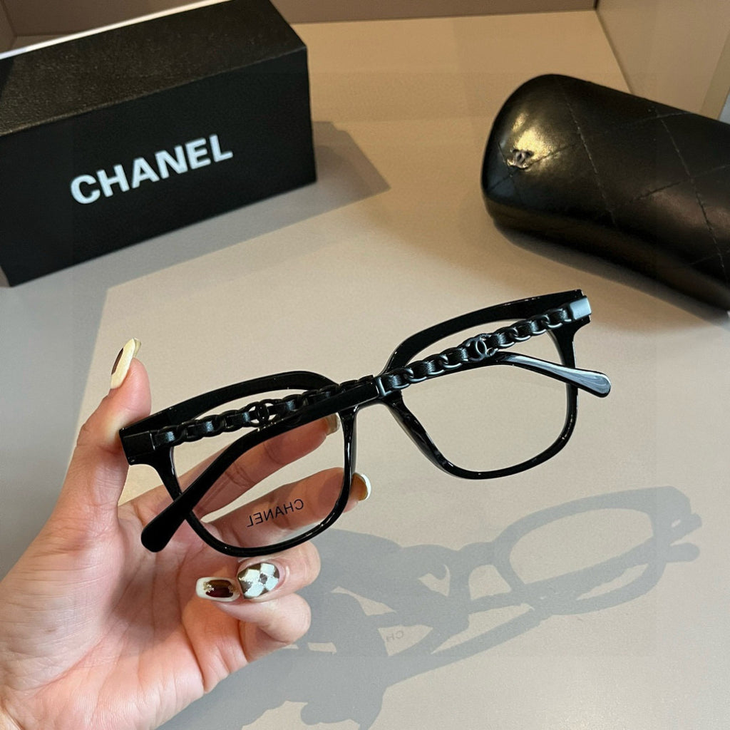 Chanel Oversized Silver Lens Sunglasses for Men & Women - 493547 - detail image 6