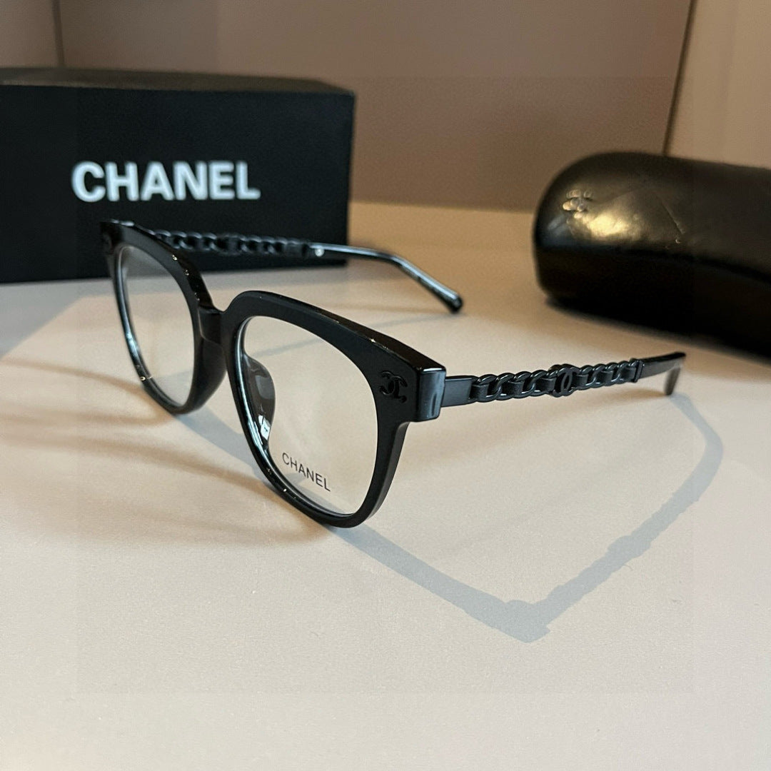 Chanel Oversized Silver Lens Sunglasses for Men & Women - 493547 - detail image 2