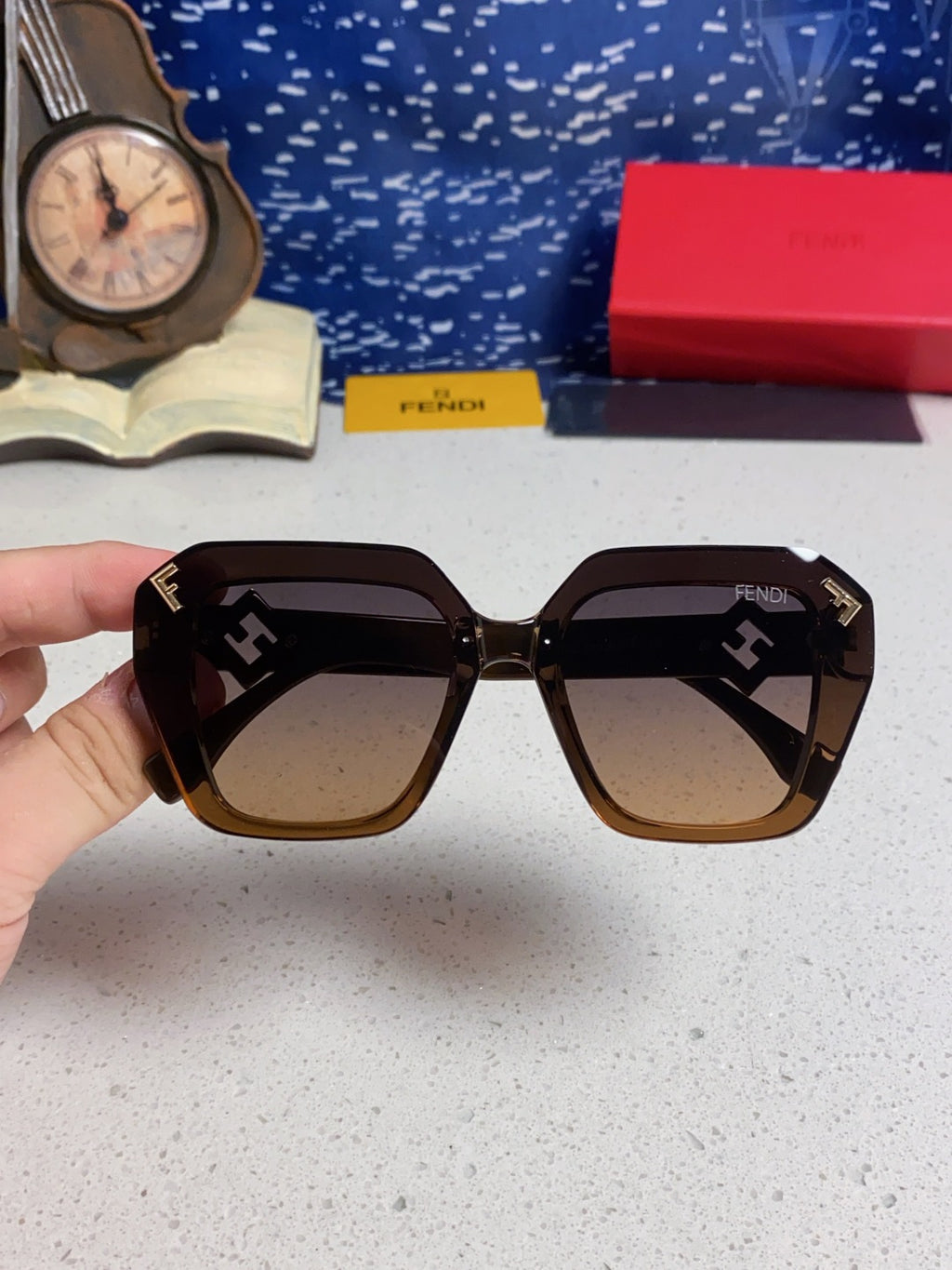 Fendi Cat-Eye Brown Lens Sunglasses for Men & Women - 132614 - detail image 4
