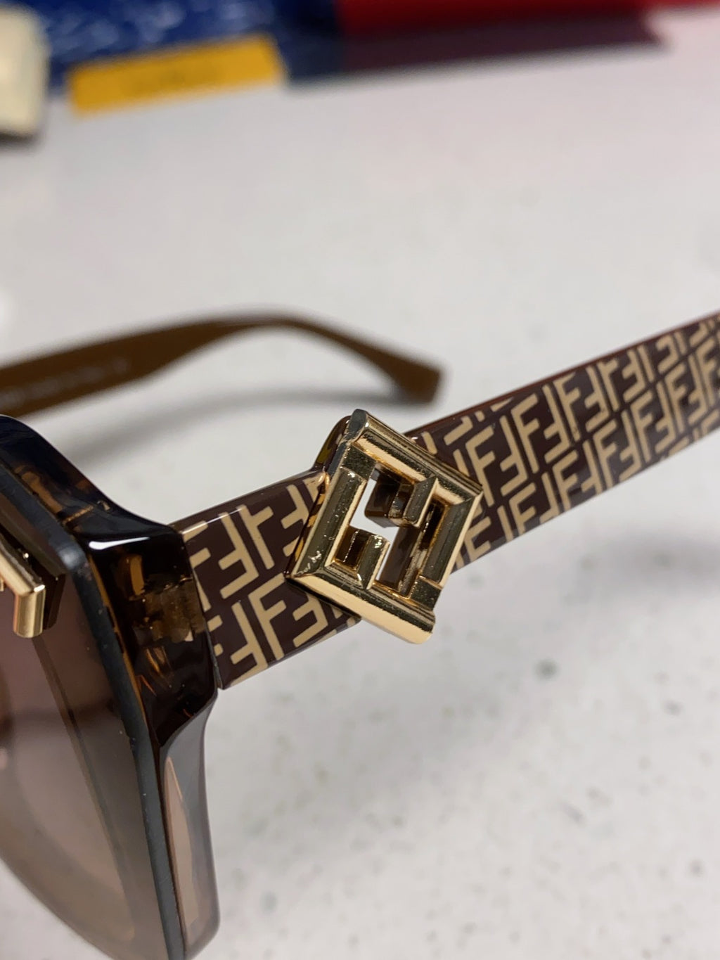 Fendi Cat-Eye Brown Lens Sunglasses for Men & Women - 132614 - detail image 7