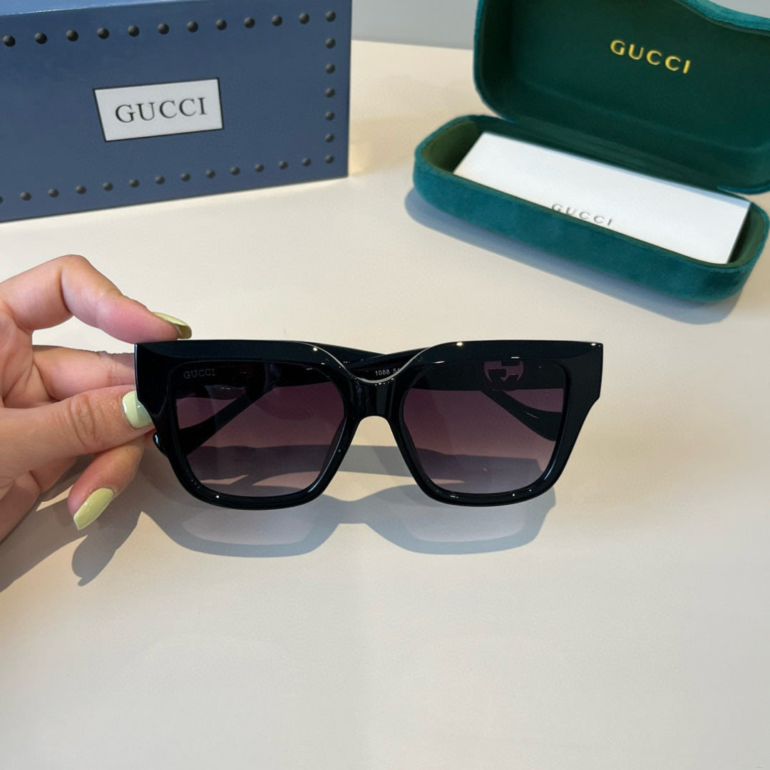 Gucci Oversized Black Lens Sunglasses for Men & Women - 486343 - detail image 4