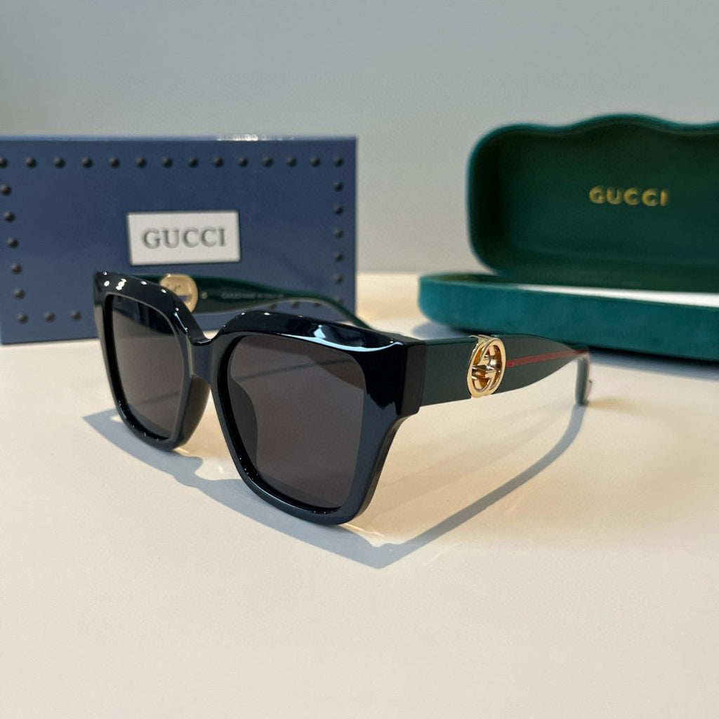 Gucci Oversized Black Lens Sunglasses for Men & Women - 486344 - detail image 3