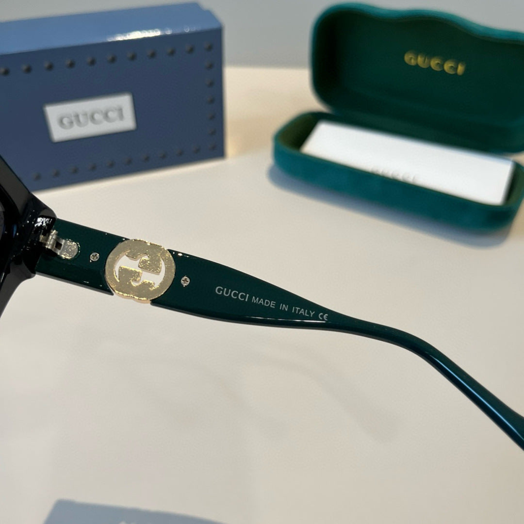 Gucci Oversized Black Lens Sunglasses for Men & Women - 448858 - detail image 10