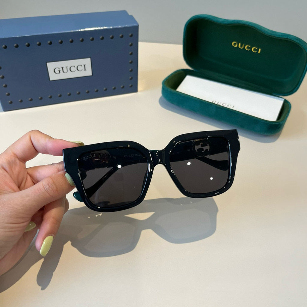 Gucci Oversized Black Lens Sunglasses for Men & Women - 486344 - detail image 6