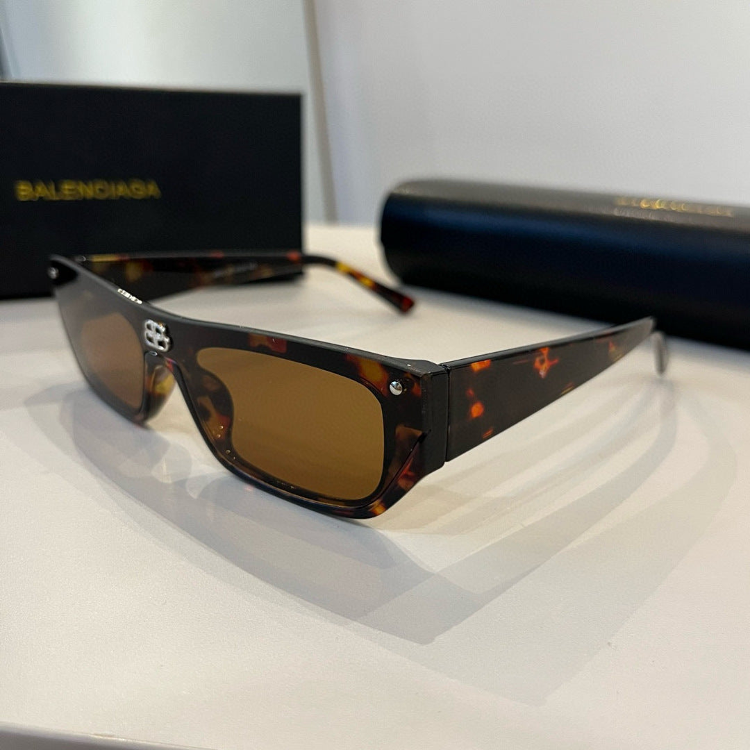 Balenciaga Rectangular Brown Lens Sunglasses for Men & Women - 487499 - detail image 3