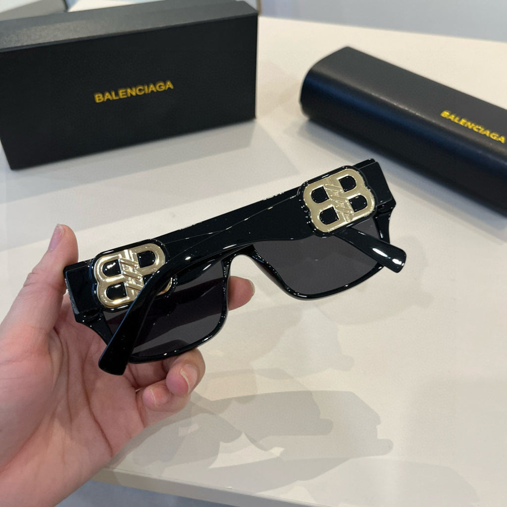 Balenciaga Rectangular Black Lens Sunglasses for Men & Women - 416137 - detail image 7