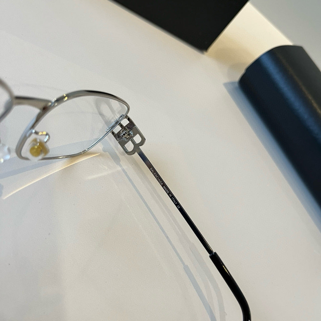 Balenciaga Rectangular Silver Lens Sunglasses for Men & Women - 416138 - detail image 4