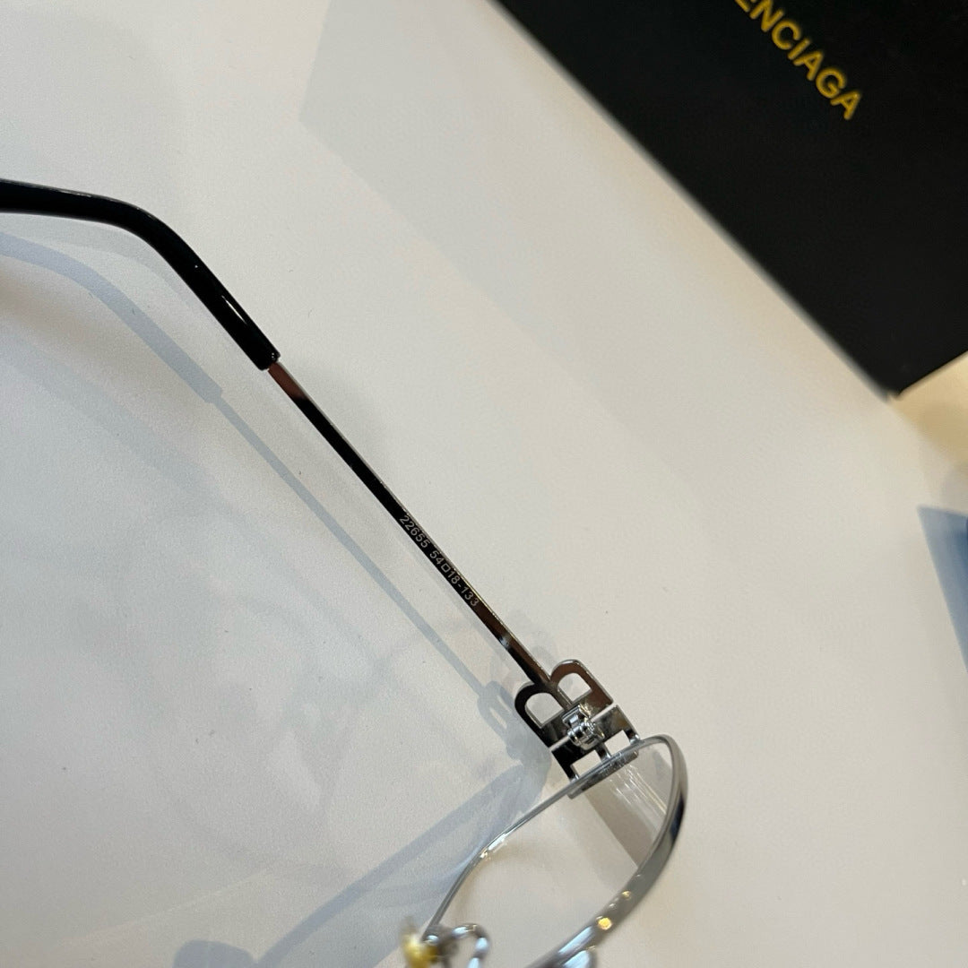 Balenciaga Rectangular Silver Lens Sunglasses for Men & Women - 416138 - detail image 5