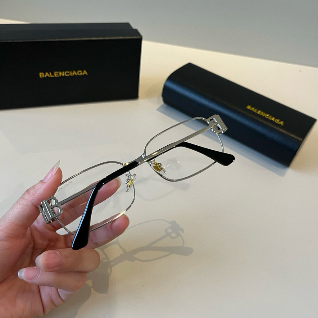 Balenciaga Rectangular Silver Lens Sunglasses for Men & Women - 382930 - detail image 6