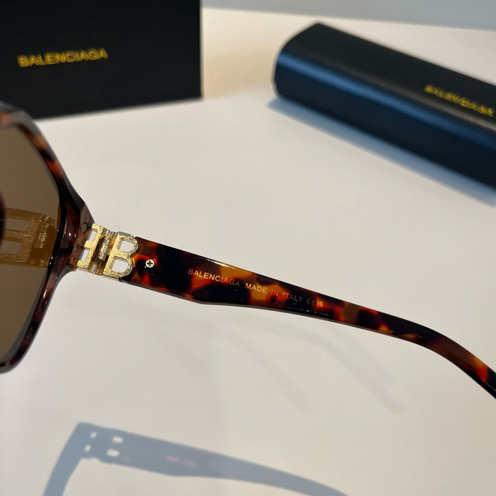 Balenciaga Folding Square Black Lens Sunglasses for Men & Women - 487502 - detail image 9