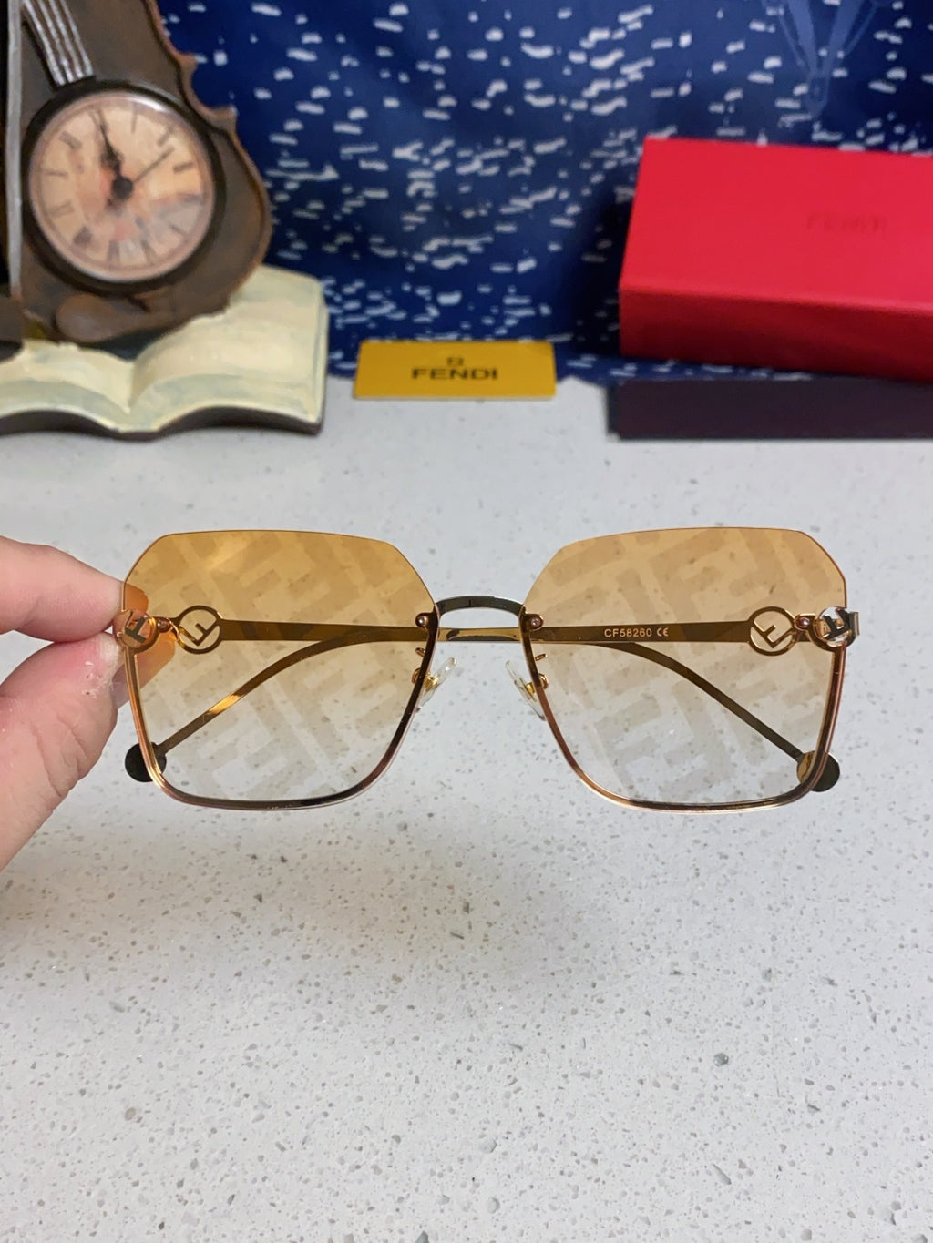 Fendi Fashion Gold Lens Sunglasses for Men & Women - 935321 - detail image 4