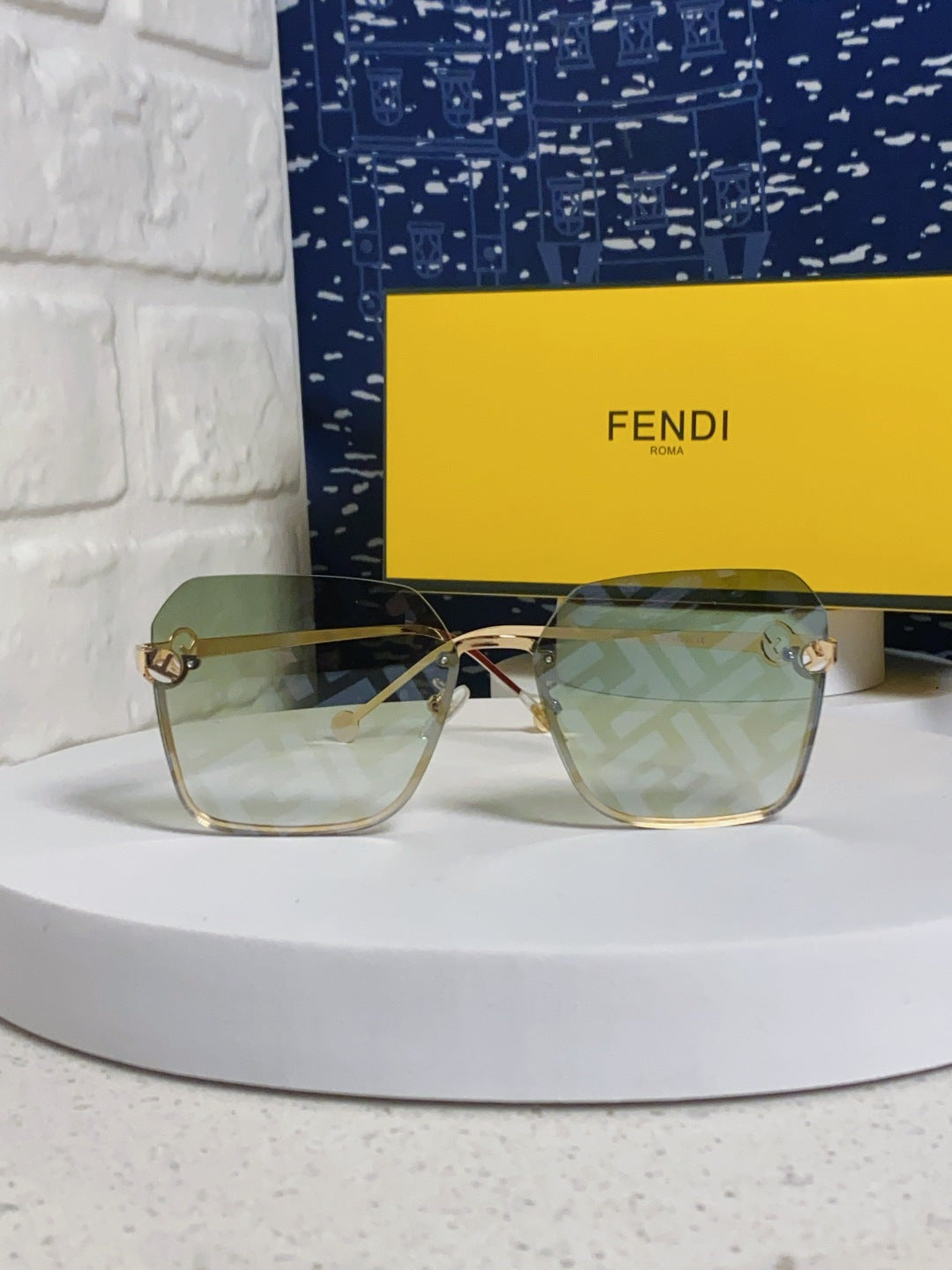 Fendi Fashion Silver Lens Sunglasses for Men & Women - 935322 - detail image 2
