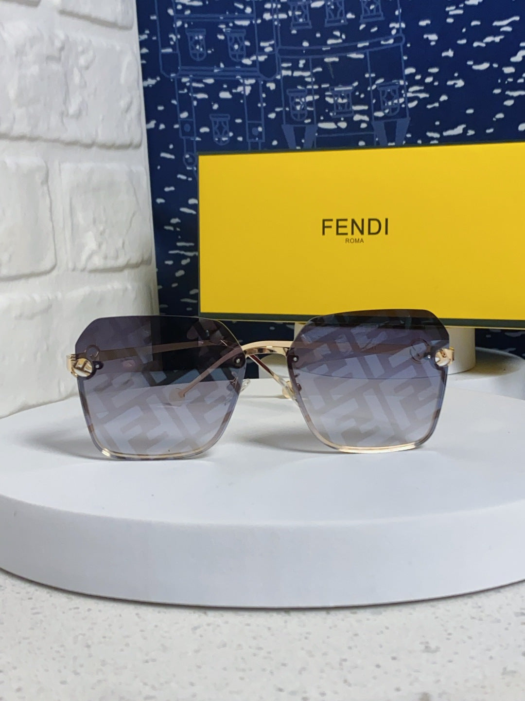 Fendi Fashion Silver Lens Sunglasses for Men & Women - 372468 - detail image 2
