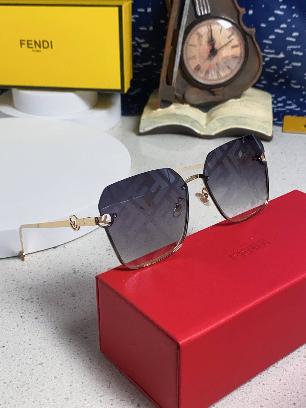 Fendi Fashion Silver Lens Sunglasses for Men & Women - 935325 - detail image 9