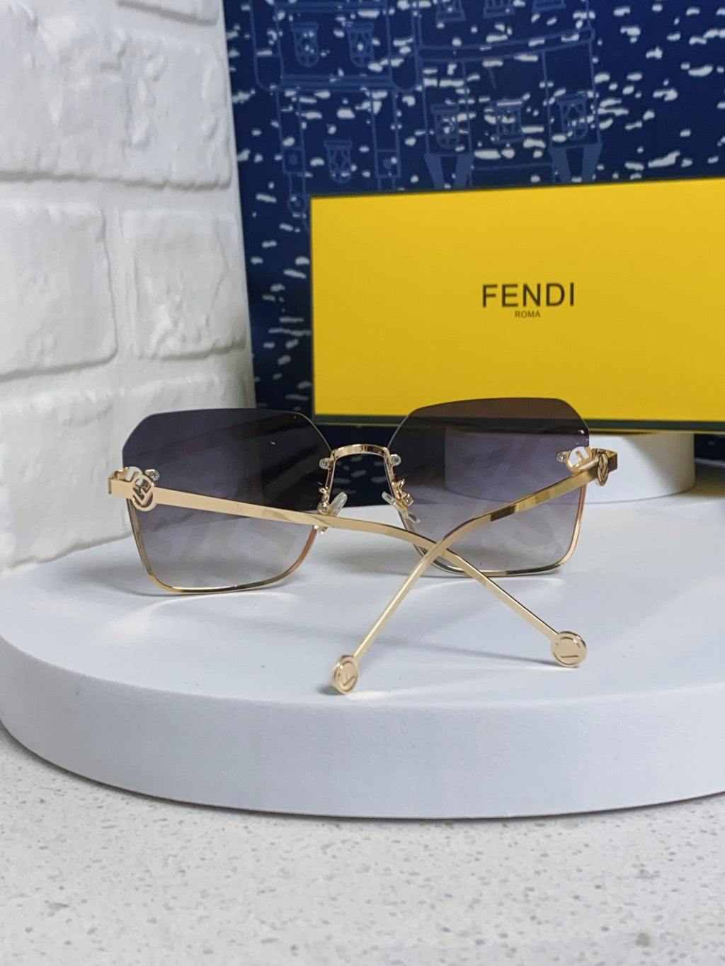 Fendi Fashion Silver Lens Sunglasses for Men & Women - 372468 - detail image 3