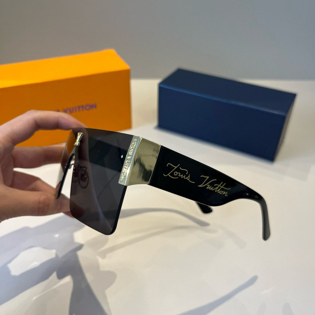 Louis Vuitton Metal Aviator Black Lens Sunglasses for Men & Women - 448586 - detail image 4
