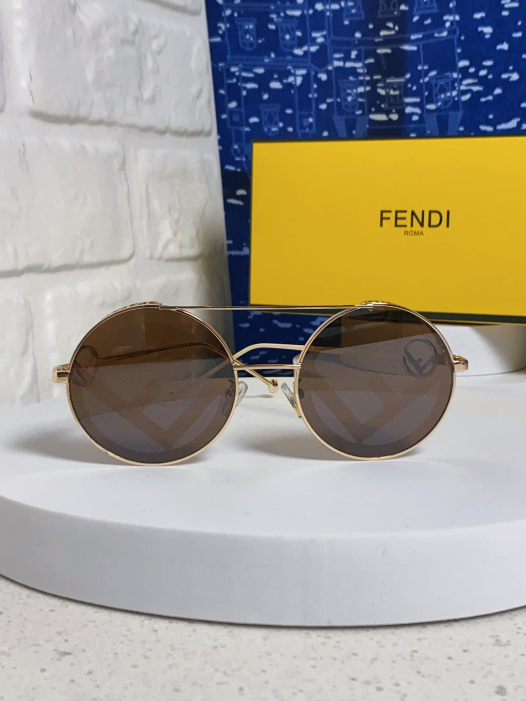 Fendi Round Brown Lens Sunglasses for Men & Women - detail image 2