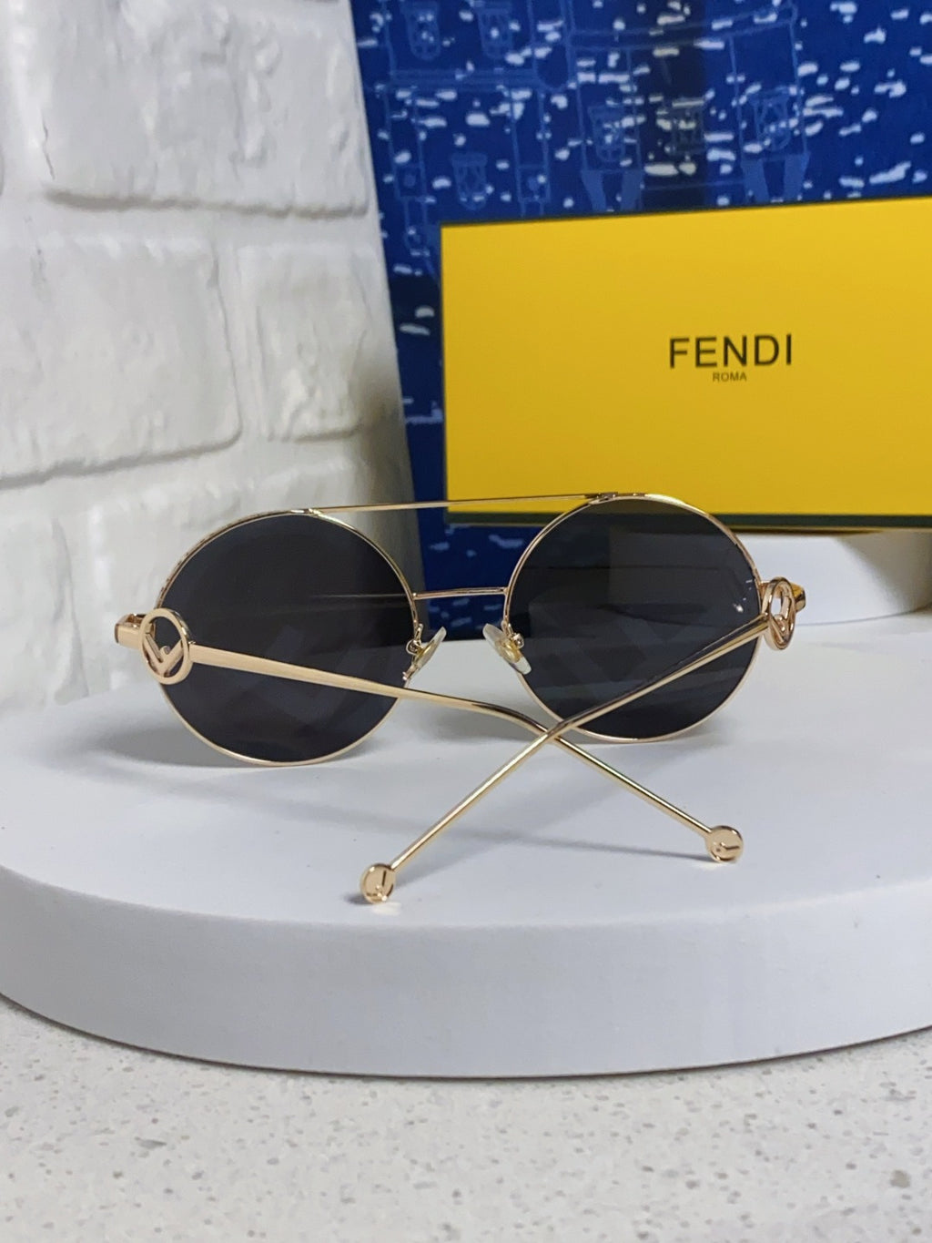 Fendi Round Silver Lens Sunglasses for Men & Women - detail image 3