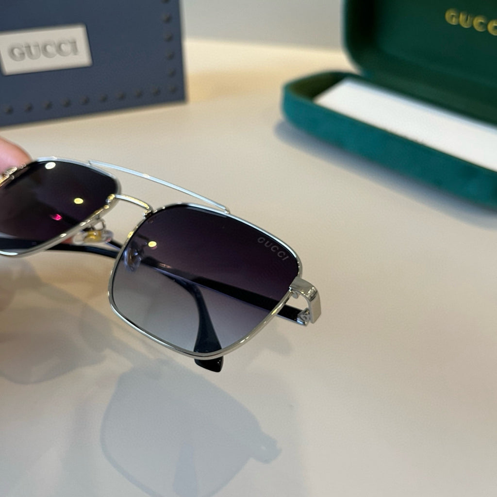 Gucci Metal Aviator Silver Lens Sunglasses for Men & Women - detail image 9