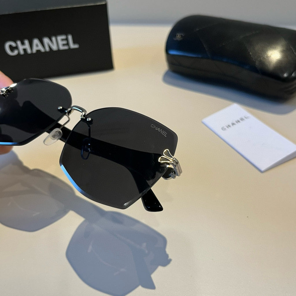 Chanel Fashion Black Lens Sunglasses for Men & Women - 449008 - detail image 7