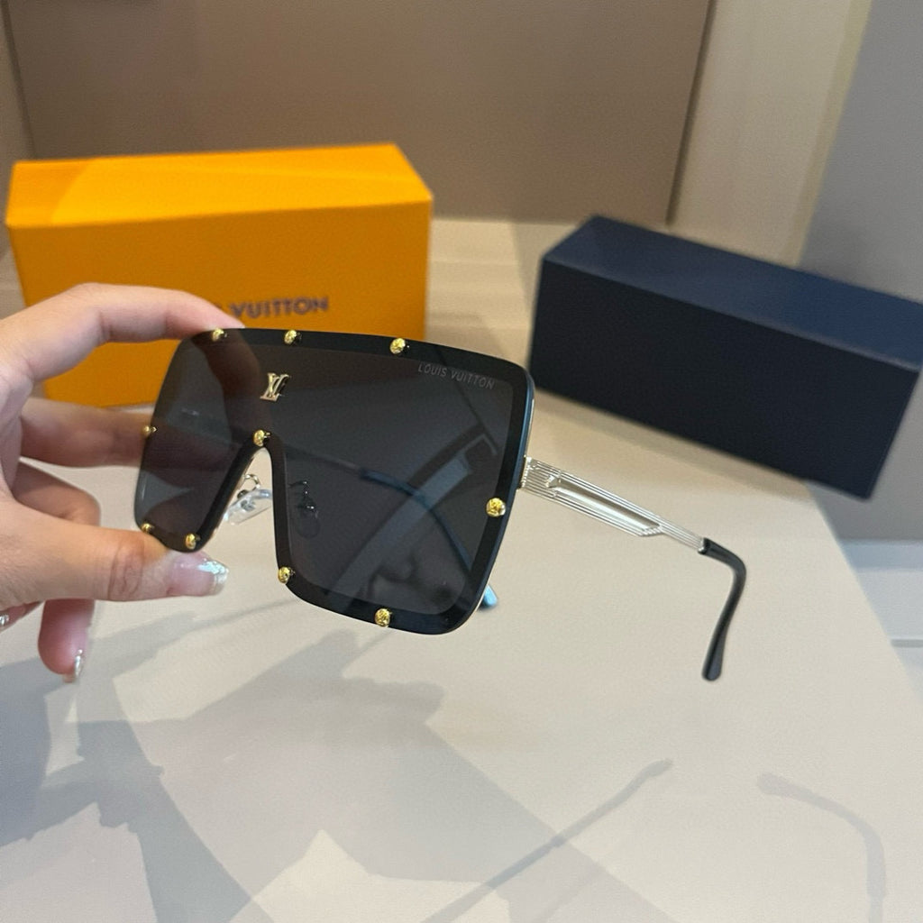Louis Vuitton Fashion Gold Lens Sunglasses for Men & Women - 493093 - detail image 4