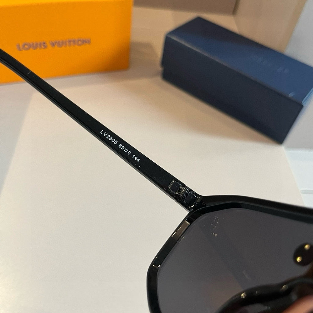 Louis Vuitton Polarized Fashion Gold Lens Sunglasses for Men - 493094 - detail image 9