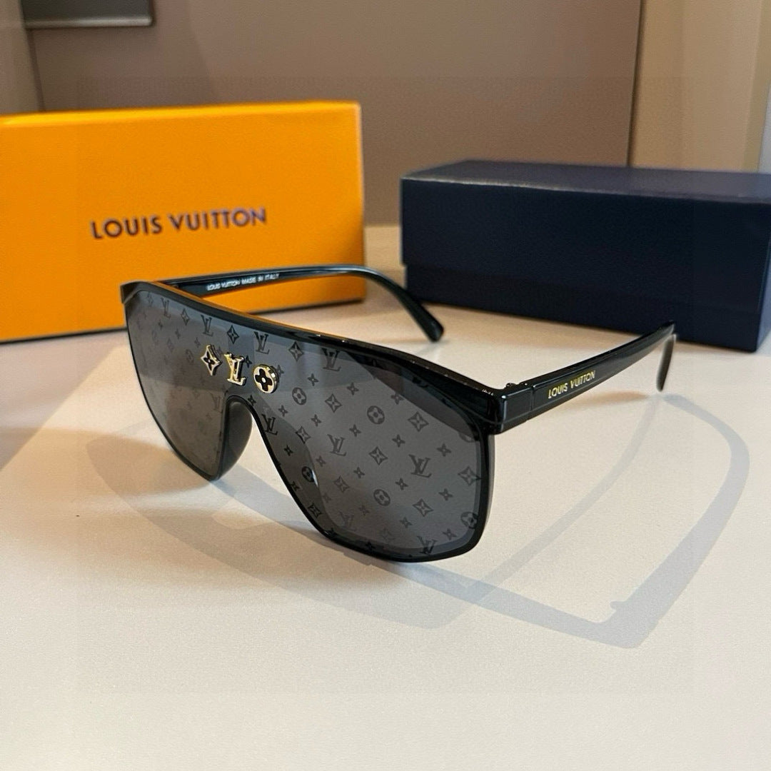 Louis Vuitton Polarized Fashion Gold Lens Sunglasses for Men - detail image 3