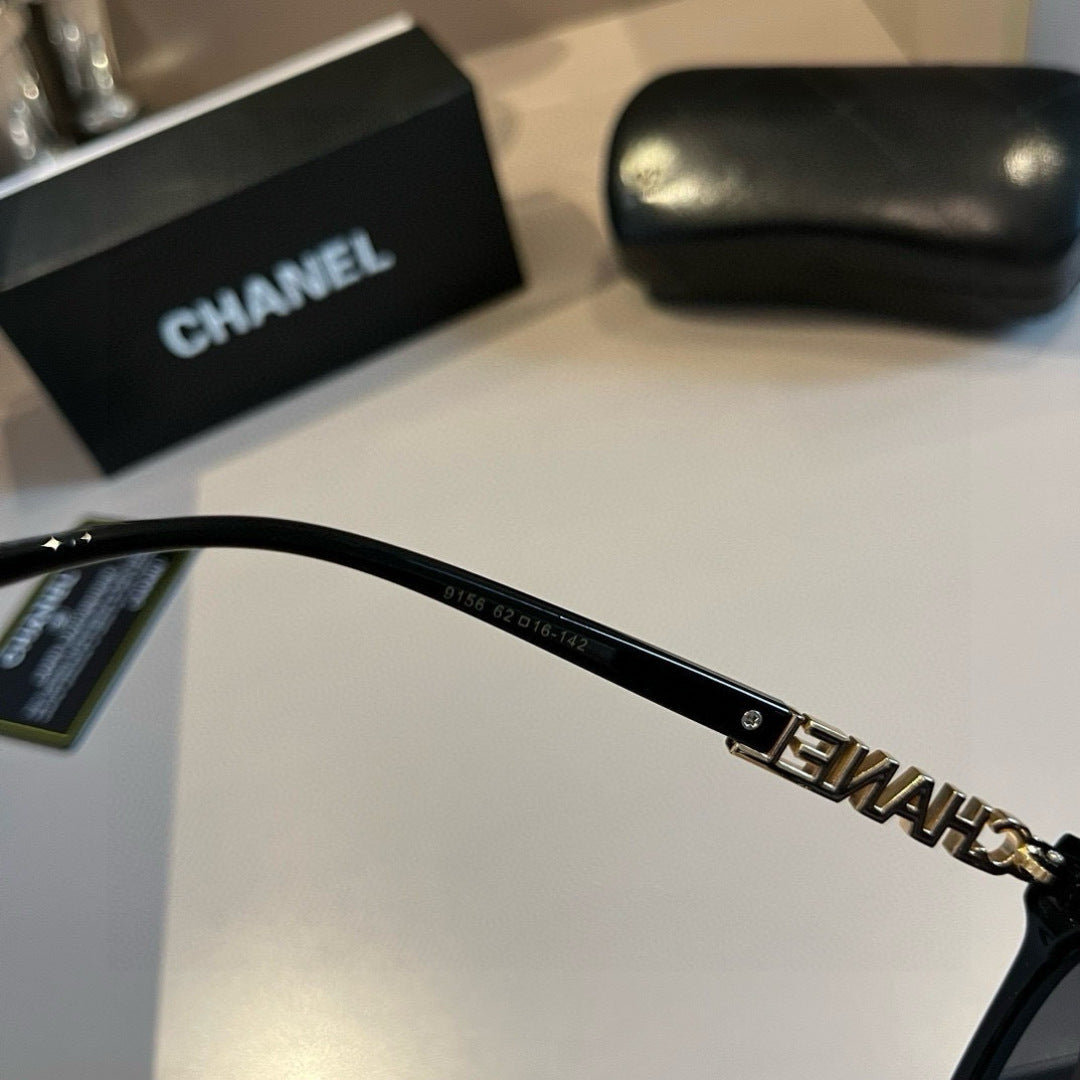 Chanel Fashion Gold Lens Sunglasses for Men & Women - 448989 - detail image 8