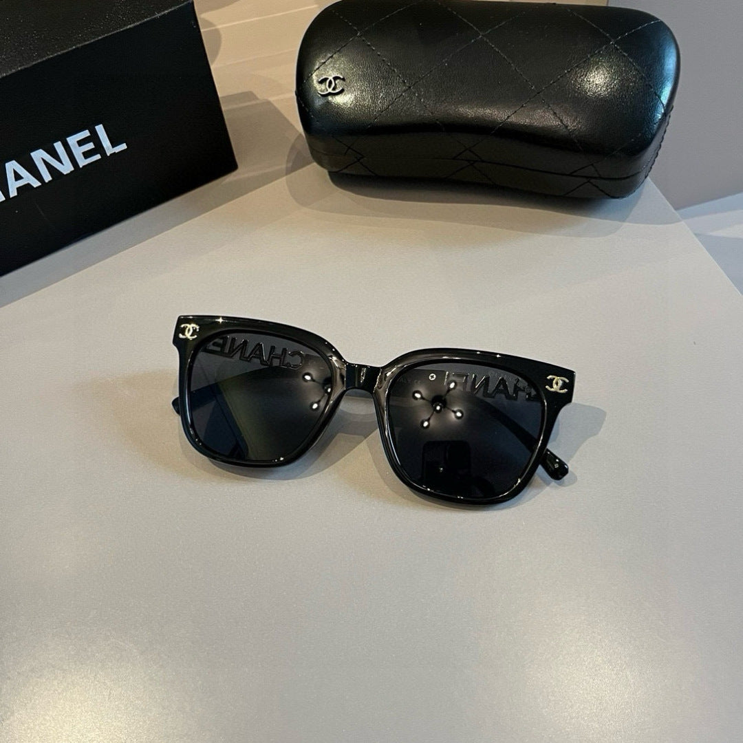 Chanel Fashion Gold Lens Sunglasses for Men & Women - 448989 - detail image 7