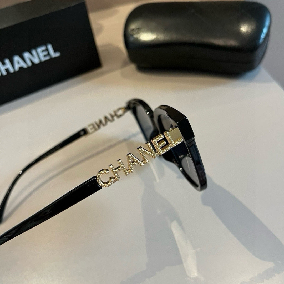 Chanel Fashion Gold Lens Sunglasses for Men & Women - 448989 - detail image 2