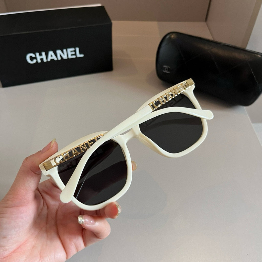 Chanel Oversized Silver Lens Sunglasses for Men & Women - 465152 - detail image 6