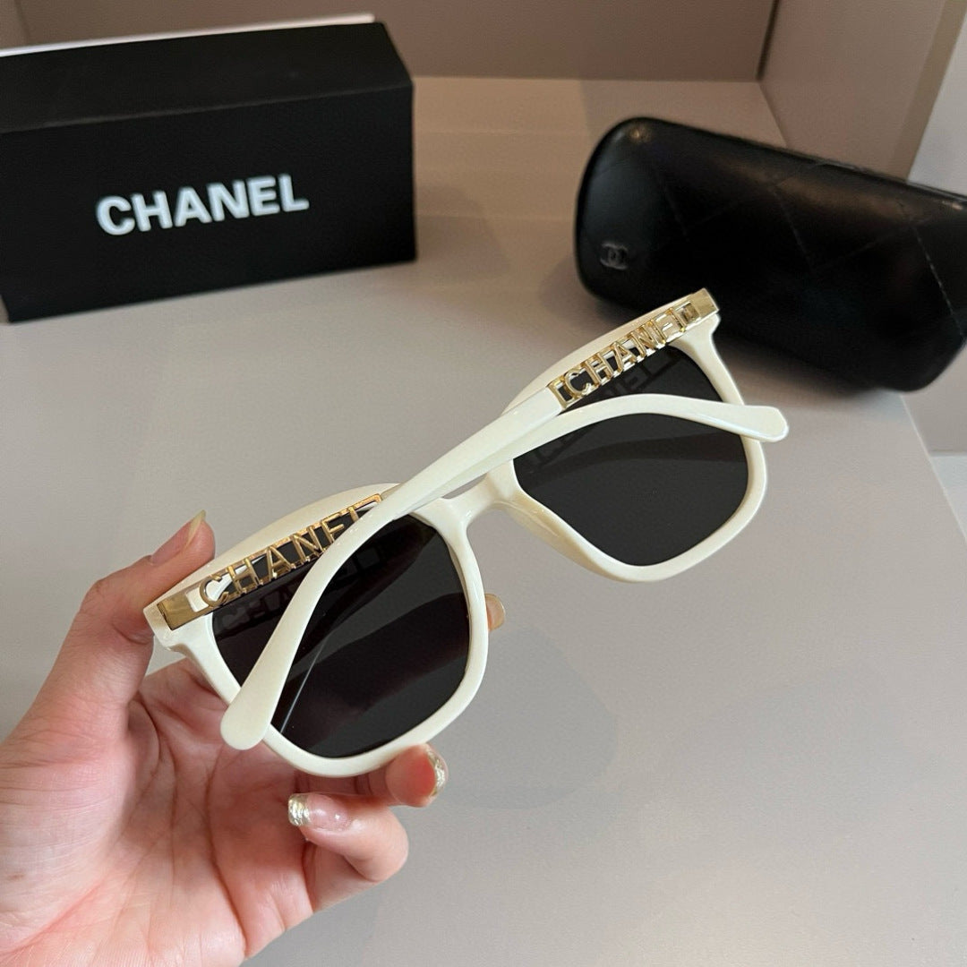 Chanel Oversized Silver Lens Sunglasses for Men & Women - 465152 - detail image 6