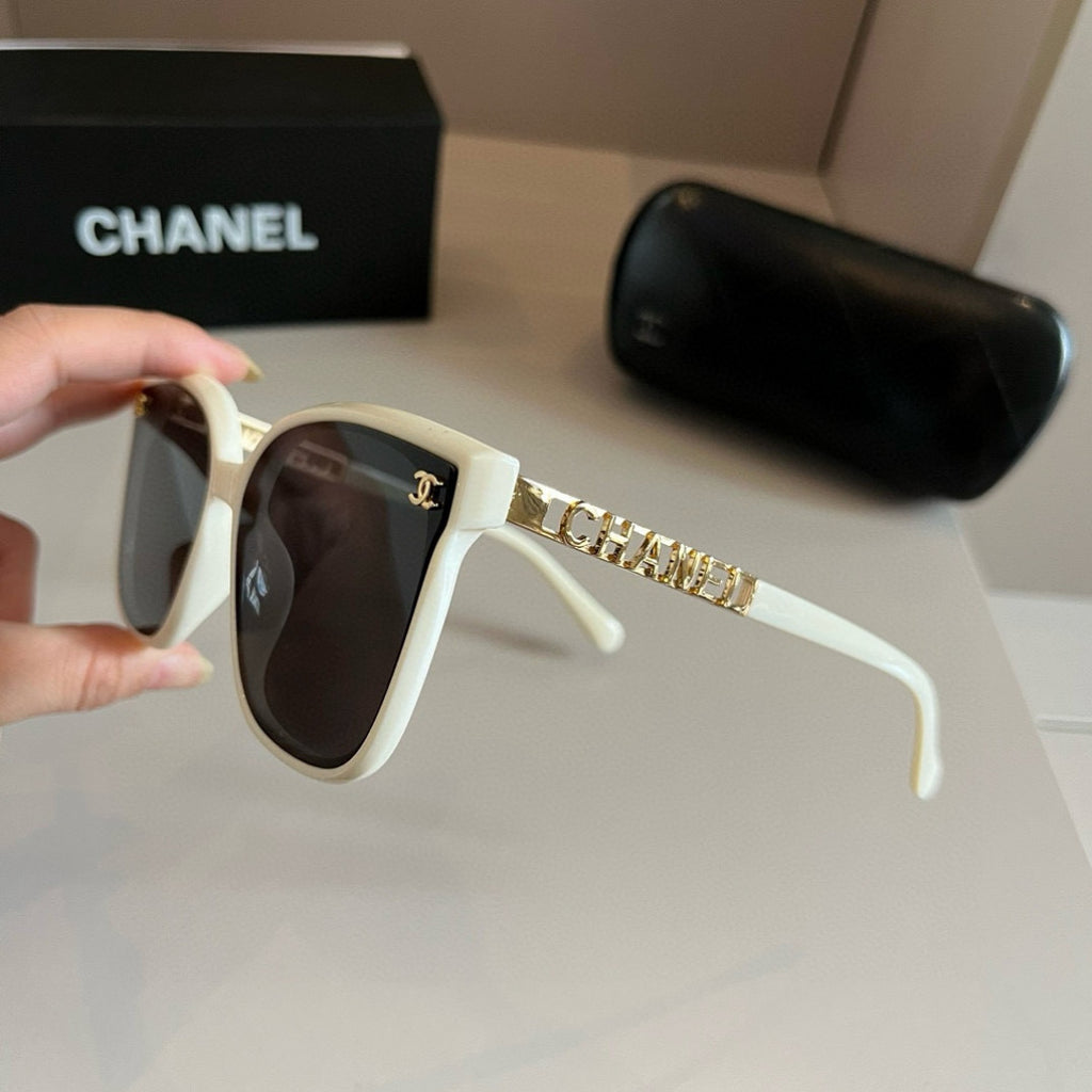 Chanel Oversized Silver Lens Sunglasses for Men & Women - 465152 - detail image 8