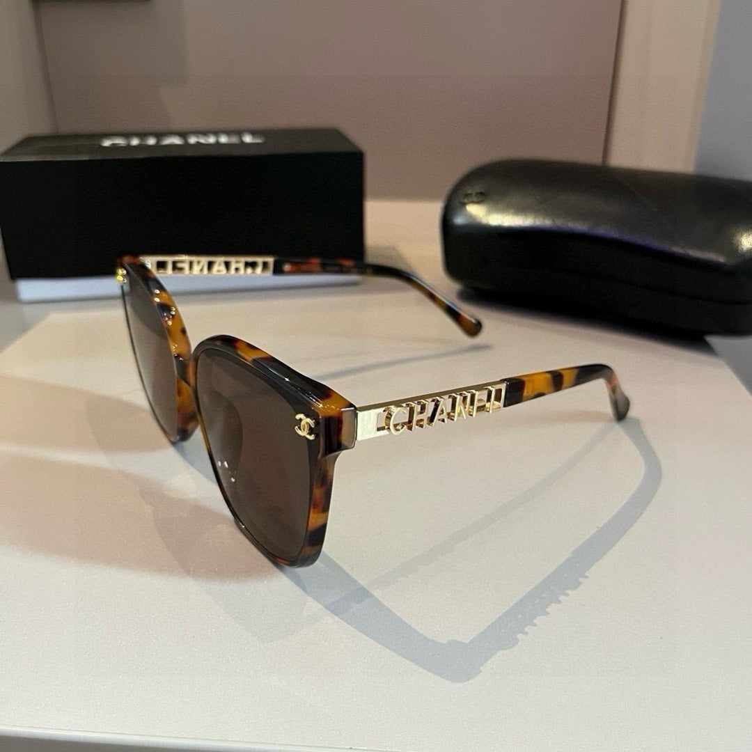 Chanel Oversized Brown Lens Sunglasses for Men & Women - 465153 - detail image 3