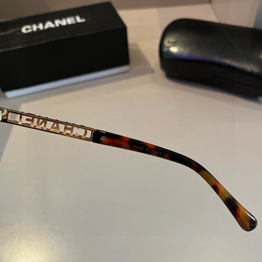 Chanel Oversized Brown Lens Sunglasses for Men & Women - 465153 - detail image 8