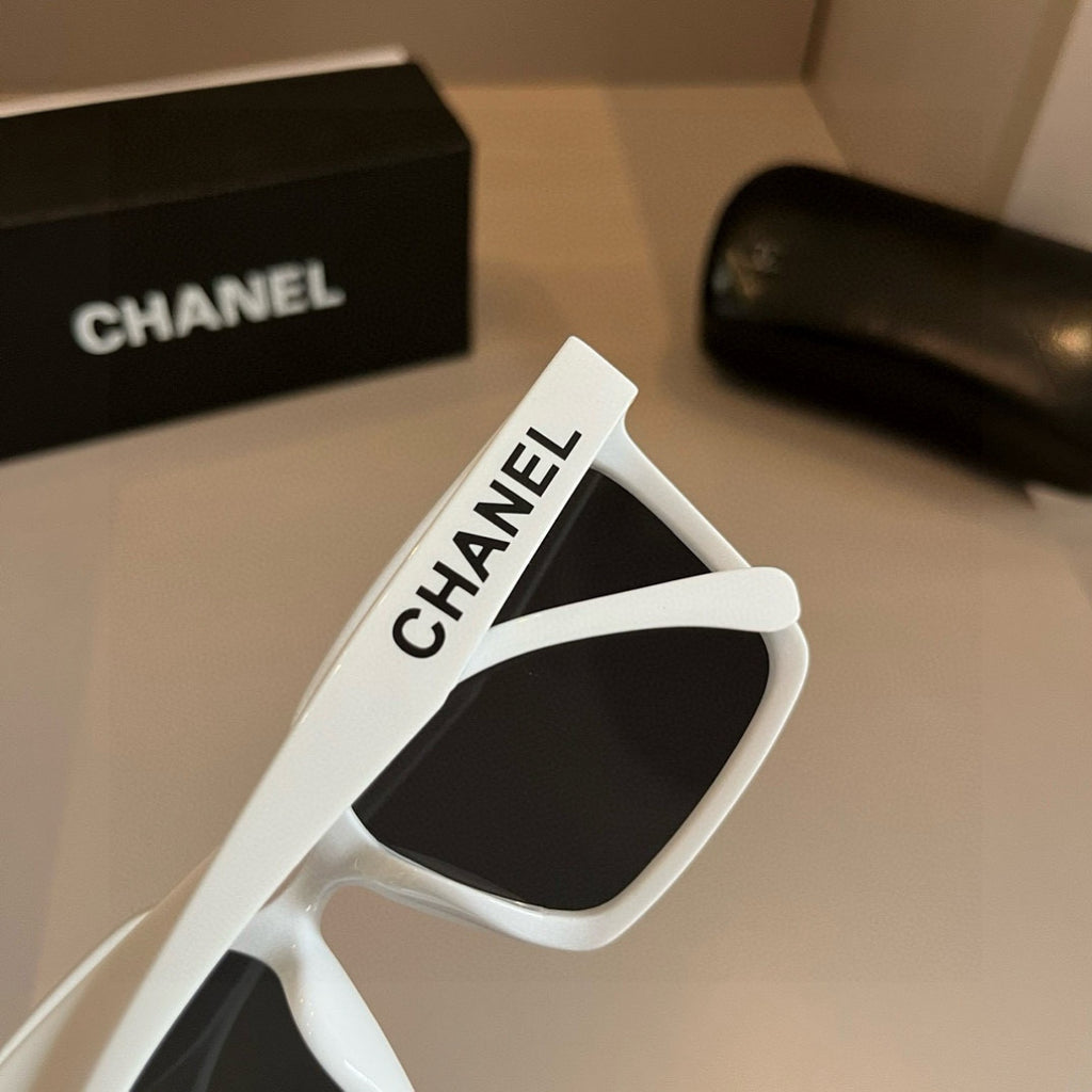 Chanel Blue-Light Fashion Silver Lens Sunglasses for Men & Women - 493552 - detail image 6