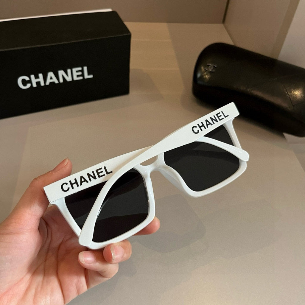 Chanel Blue-Light Fashion Silver Lens Sunglasses for Men & Women - 493552 - detail image 5