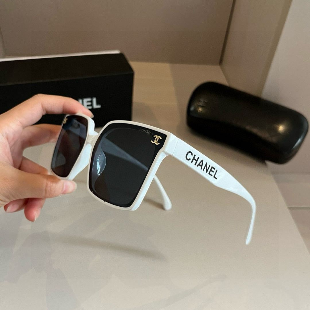Chanel Blue-Light Fashion Silver Lens Sunglasses for Men & Women - 493552 - detail image 4