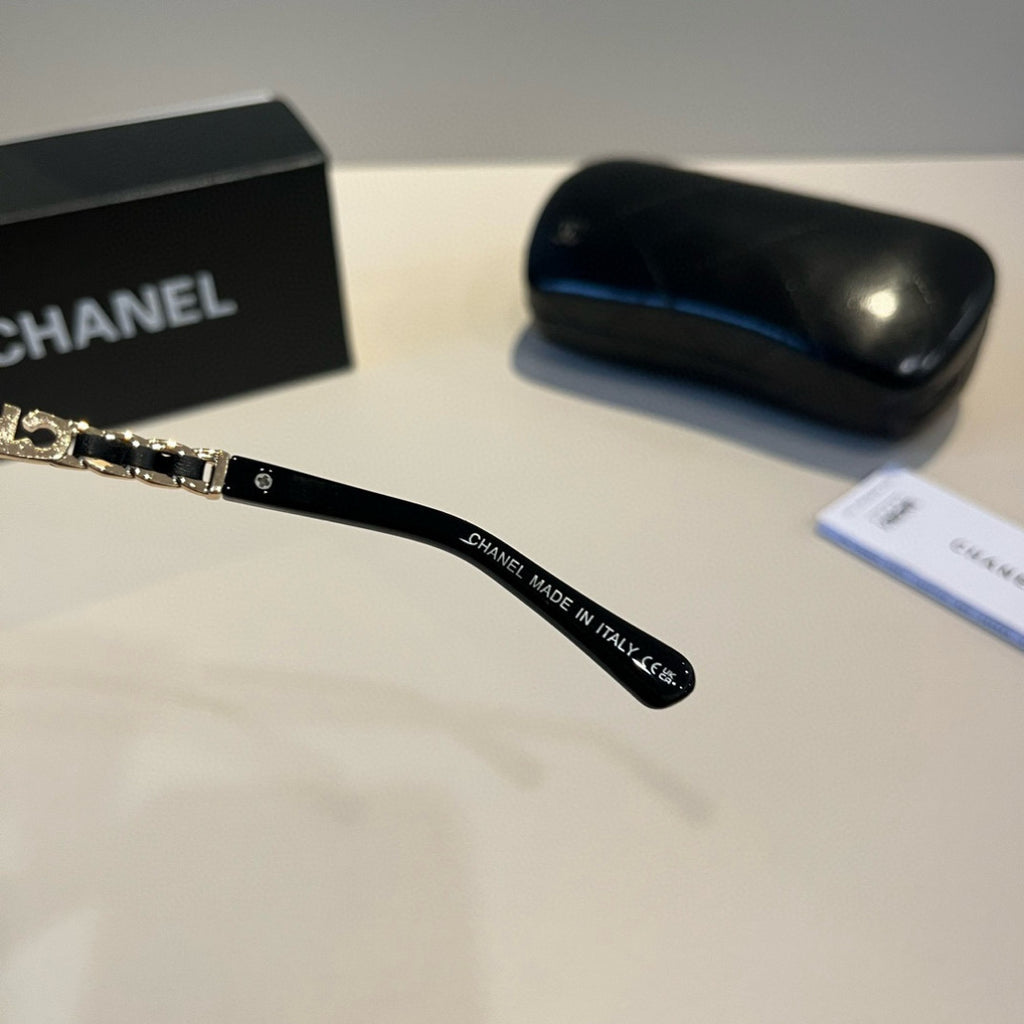 Chanel Fashion Black Lens Sunglasses for Men & Women - 449020 - detail image 10