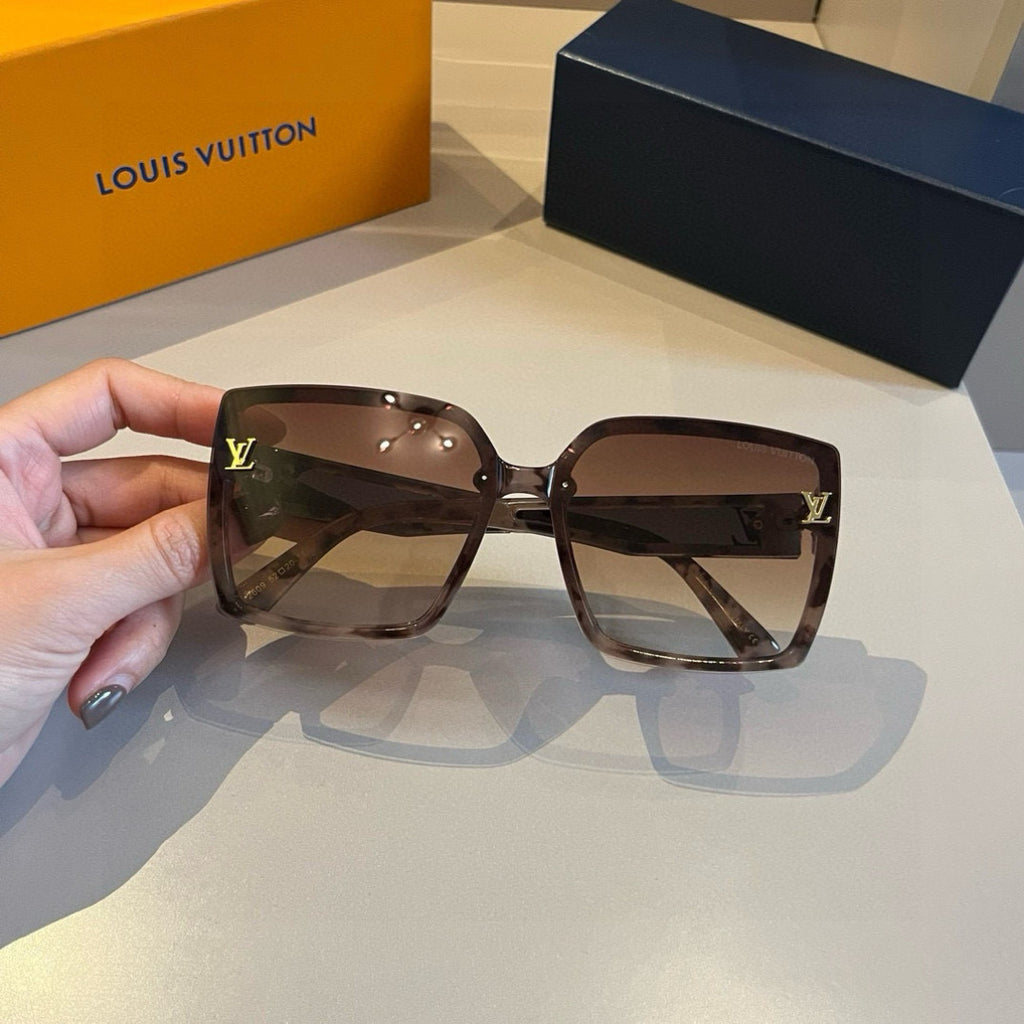 Louis Vuitton Fashion Gold Lens Sunglasses for Men & Women - 431143 - detail image 2